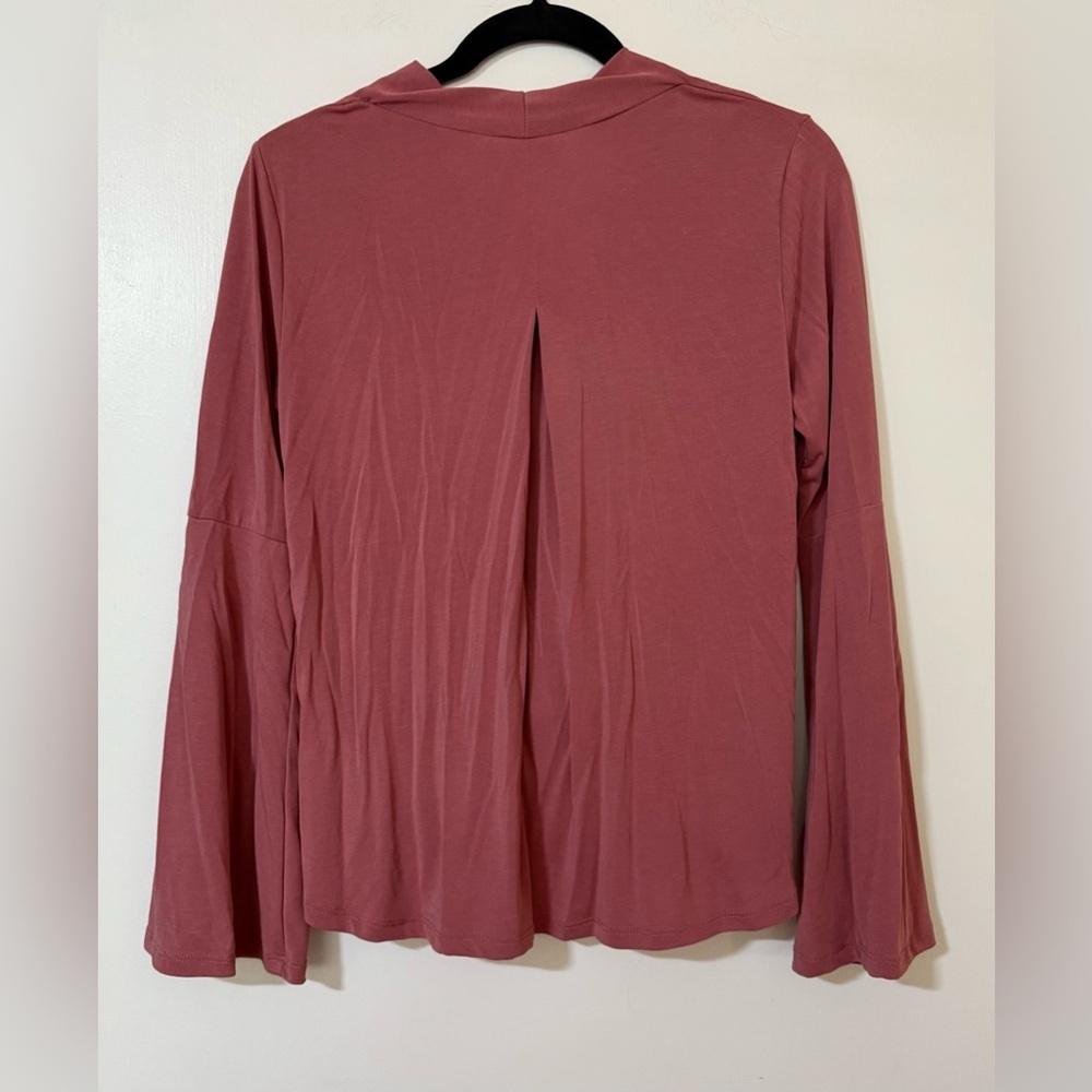 Alya Francesca's Mauve Pink Faux Wrap Top Bell Sleeve Size XS - Picture 9 of 9